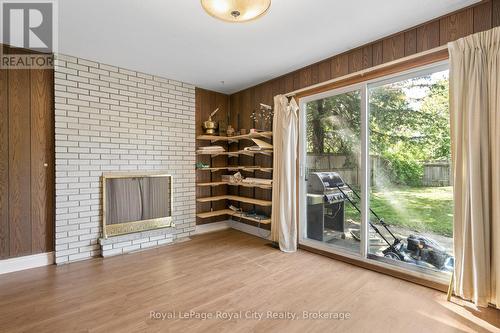 55 Lonsdale Drive, Guelph (Riverside Park), ON - Indoor With Fireplace