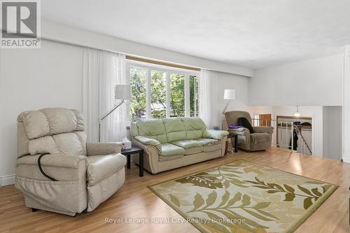 55 Lonsdale Drive, Guelph (Riverside Park), ON - Indoor Photo Showing Living Room