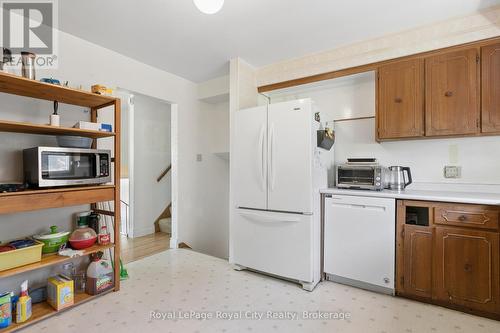 55 Lonsdale Drive, Guelph (Riverside Park), ON - Indoor Photo Showing Kitchen