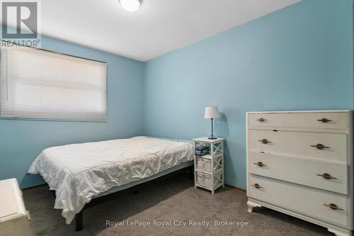55 Lonsdale Drive, Guelph (Riverside Park), ON - Indoor Photo Showing Bedroom
