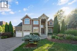 6718 DOMENIC CRESCENT Niagara Falls (Stamford), ON L2J 4L5