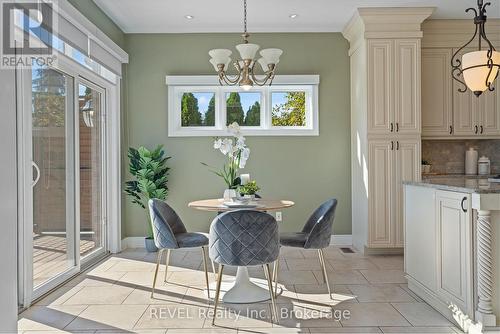 6718 Domenic Crescent, Niagara Falls (Stamford), ON - Indoor Photo Showing Dining Room