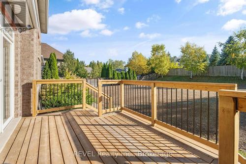 6718 Domenic Crescent, Niagara Falls (Stamford), ON - Outdoor With Deck Patio Veranda