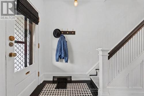 216 Maplewood Avenue, Hamilton (Blakeley), ON - Indoor Photo Showing Other Room