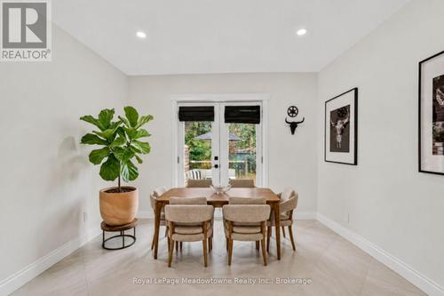 216 Maplewood Avenue, Hamilton (Blakeley), ON - Indoor Photo Showing Dining Room