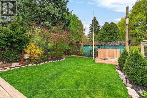 216 Maplewood Avenue, Hamilton (Blakeley), ON - Outdoor