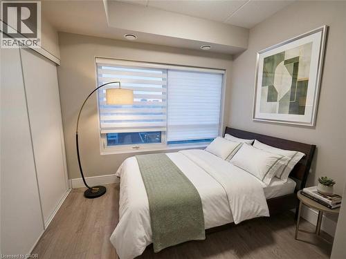 15 Prince Albert Boulevard Unit# 216, Kitchener, ON - Indoor Photo Showing Bedroom