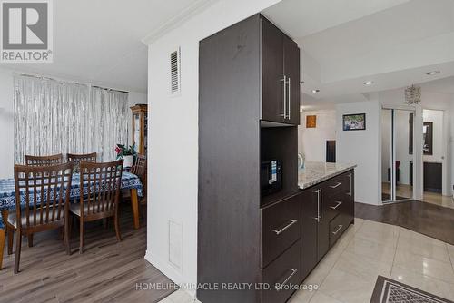 Ph211 - 7250 Yonge Street, Vaughan, ON - Indoor