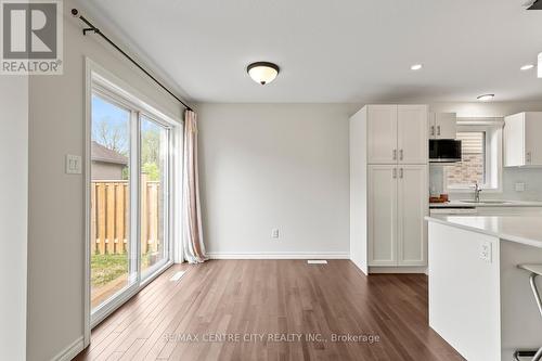 657 Tennent Avenue, London North (North H), ON - Indoor Photo Showing Kitchen