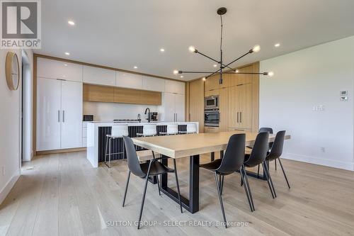 61 Crestview Drive, Middlesex Centre, ON - Indoor Photo Showing Dining Room