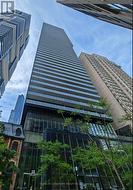 1601 - 15 GRENVILLE STREET Toronto, ON M4Y 1A1
