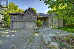 42 FOREST CIRCLE Tiny, ON L9M 0H4
