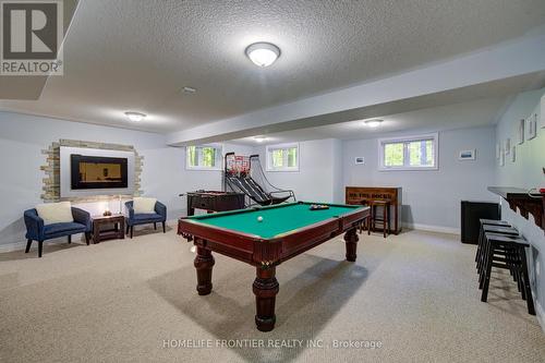 42 Forest Circle, Tiny, ON - Indoor Photo Showing Other Room