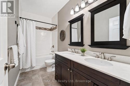 70 Kenton Street, West Perth (Mitchell), ON - Indoor Photo Showing Bathroom
