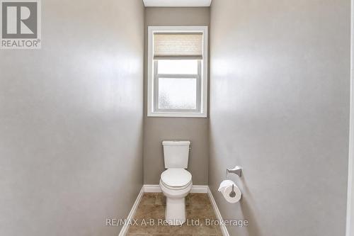 70 Kenton Street, West Perth (Mitchell), ON - Indoor Photo Showing Bathroom