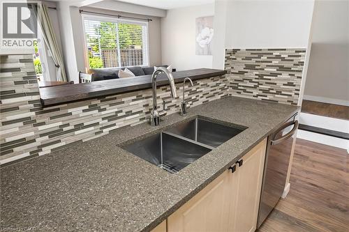 15 Gregg Court Unit# 5, Kitchener, ON - Indoor Photo Showing Kitchen With Double Sink