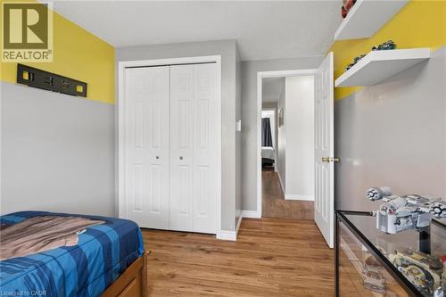 15 Gregg Court Unit# 5, Kitchener, ON - Indoor Photo Showing Bedroom