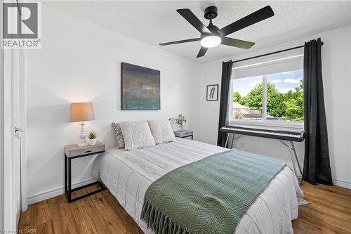 15 Gregg Court Unit# 5, Kitchener, ON - Indoor Photo Showing Bedroom
