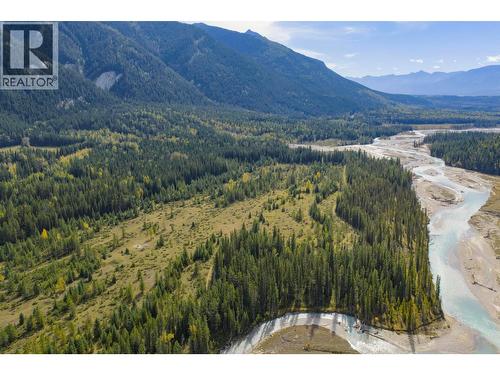 2237 Blaeberry Road, Golden, BC 