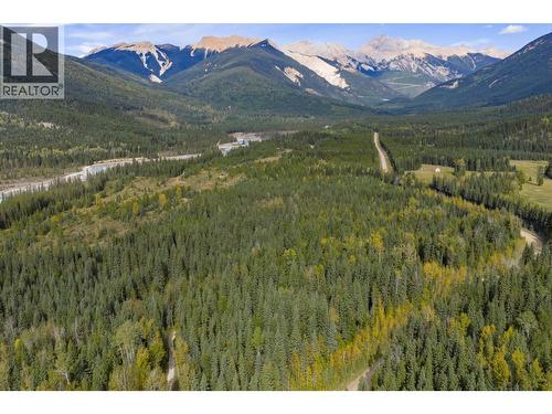 2237 Blaeberry Road, Golden, BC 