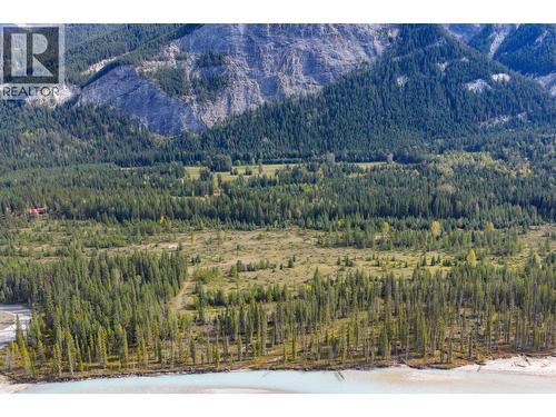 2237 Blaeberry Road, Golden, BC 