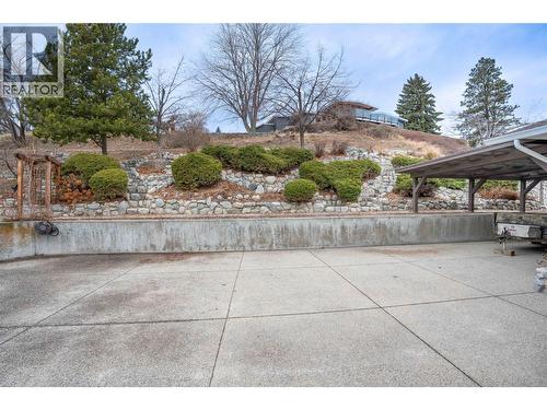 6318 Faircrest Street, Summerland, BC - Outdoor