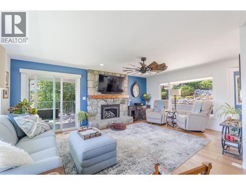 6318 Faircrest Street, Summerland, BC - Indoor Photo Showing Living Room With Fireplace