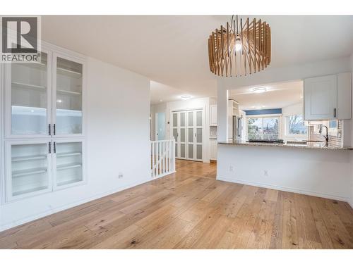 6318 Faircrest Street, Summerland, BC - Indoor Photo Showing Other Room