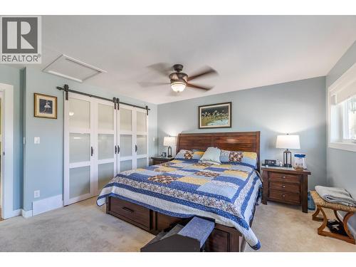 6318 Faircrest Street, Summerland, BC - Indoor Photo Showing Bedroom