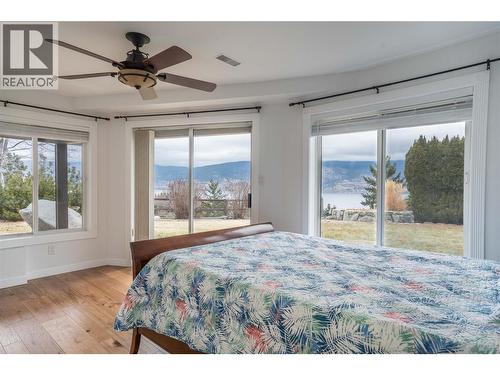 6318 Faircrest Street, Summerland, BC - Indoor Photo Showing Bedroom