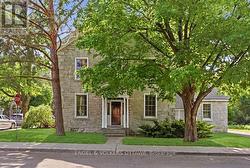 71 THOMAS STREET  Ottawa, ON K1M 1M7
