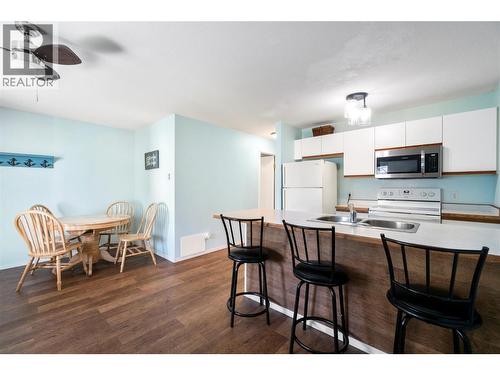 213 White Pine Crescent Unit# 243, Sicamous, BC - Indoor