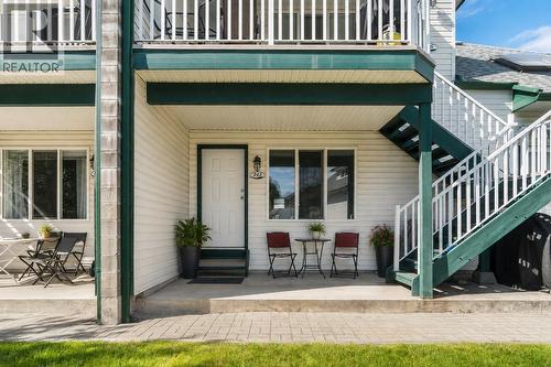 213 White Pine Crescent Unit# 243, Sicamous, BC - Outdoor