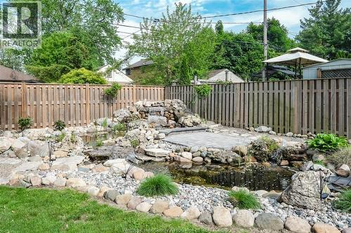 458 John M, Windsor, ON - Outdoor