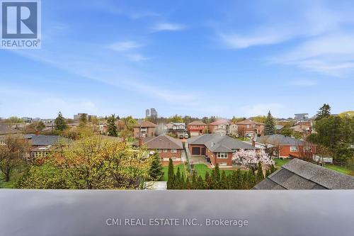 164 - 760 Lawrence Avenue W, Toronto, ON - Outdoor With View