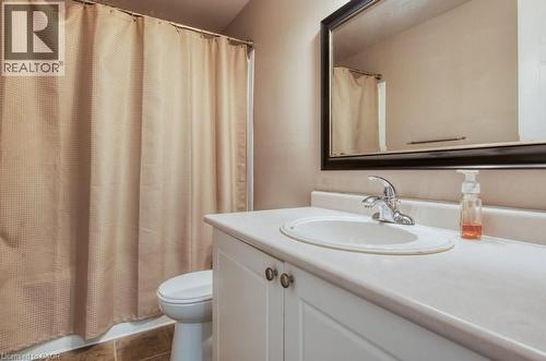 59 King William Court, Cambridge, ON - Indoor Photo Showing Bathroom