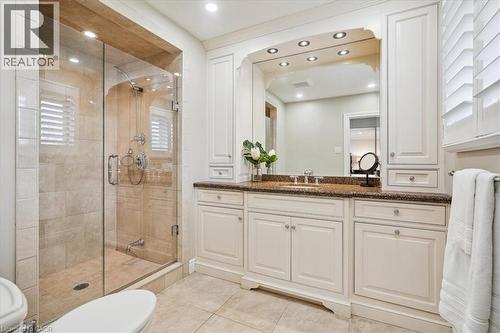 10 Azalea Court, Stoney Creek, ON 