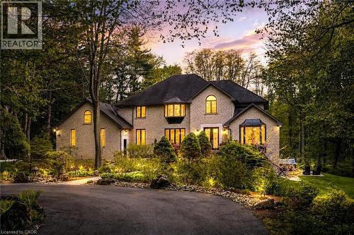 18 Elder Crescent, Ancaster, ON - Outdoor
