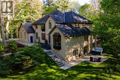 18 Elder Crescent, Ancaster, ON - Outdoor
