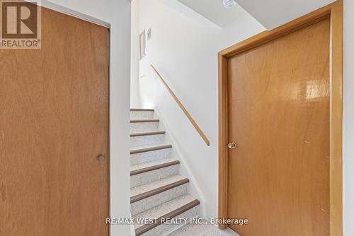 7066 Magic Court, Mississauga, ON - Indoor Photo Showing Other Room