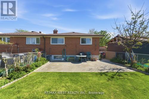 7066 Magic Court, Mississauga, ON - Outdoor