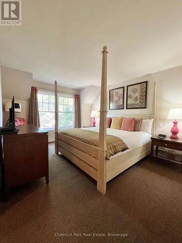 Unit 11 - 301 Emerald Hills Court, Seguin, ON - Indoor Photo Showing Bedroom