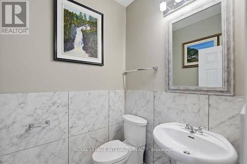 1067 Rocky Harbour Crescent, Ottawa, ON 