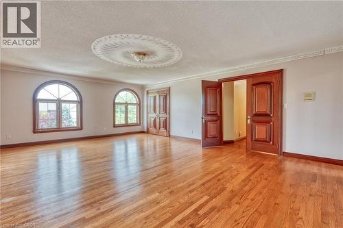 23 Susan Drive, Hamilton, ON 
