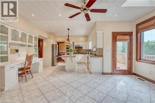 23 Susan Drive, Hamilton, ON 