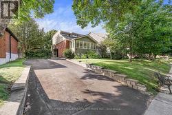 72 GLENRIDGE ROAD Toronto, ON M1M 1A8