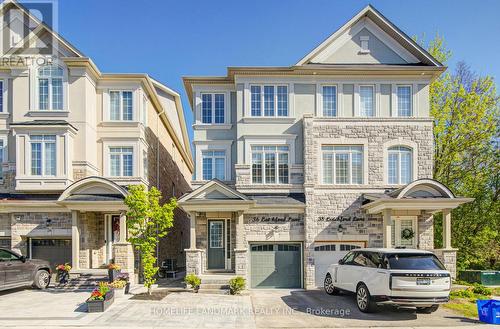 36 LATCHFORD LANE N  Richmond Hill, ON L4C 7V6
