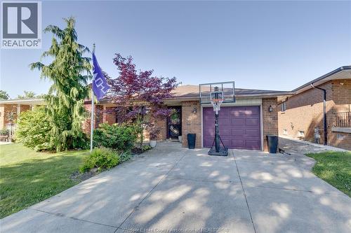2841 GARVEY CRESCENT  Windsor, ON N8W 4W7