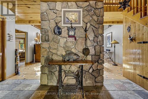 22 - 1213 Camp Jackson Road, Muskoka Lakes, ON - Indoor Photo Showing Other Room
