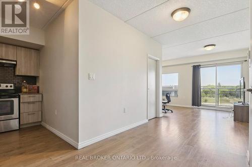 G607 - 275 Larch Street, Waterloo, ON 